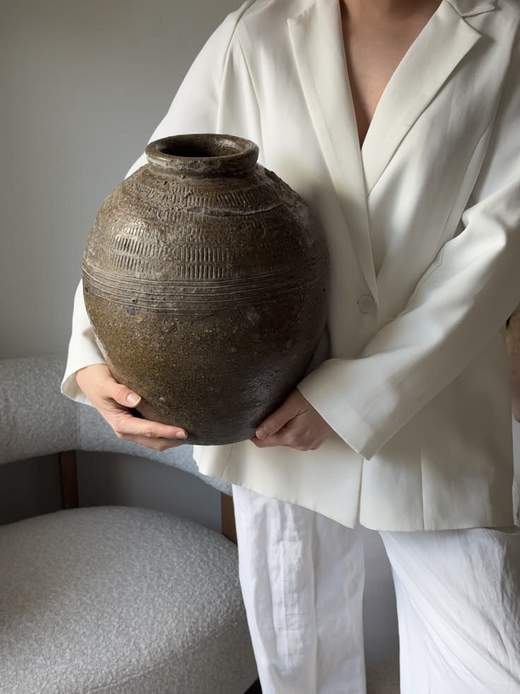 This XL beauty awaits its forever home. A Vintage Chinese Ri