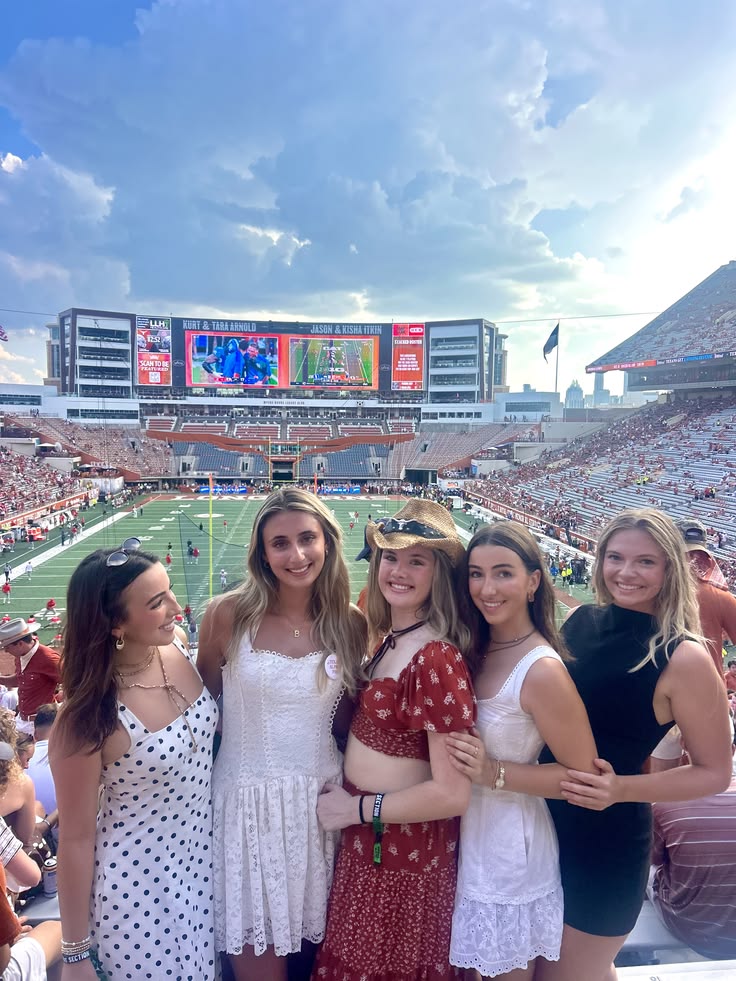 #football #SEC #UT #gameday #outfitinspo