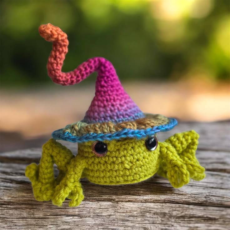 Crochet Magical Toad Plush: Green Frog Witch Familiar, Good 