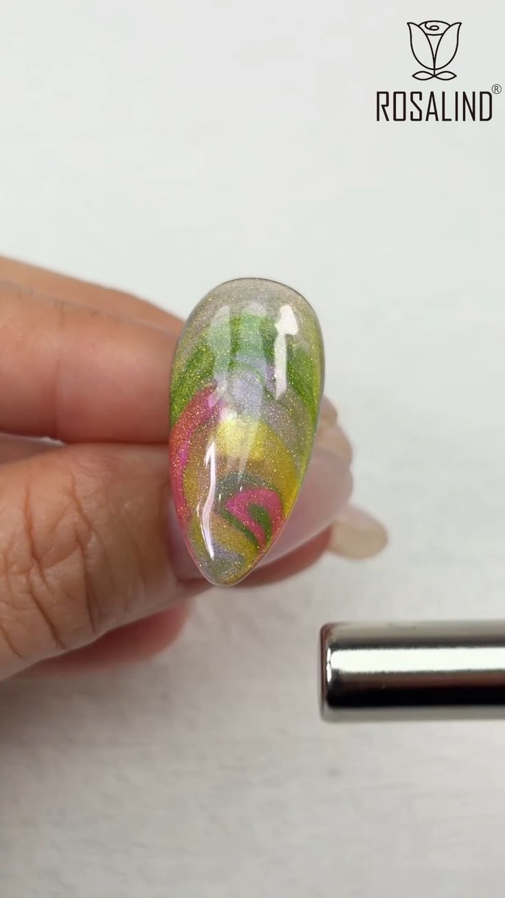 Vivid marble nail ideas with unexpected colored combos💐🤩
.
✨