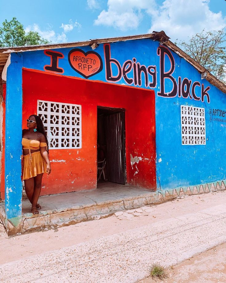 Travelholic | Millennial Wife on Instagram: “Wander where th