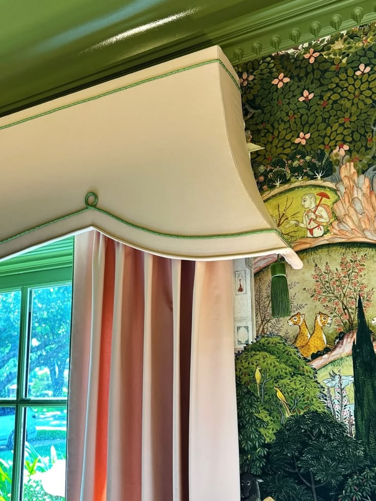 Samuel - The key to a memorable cornice. The Françoise Cord 