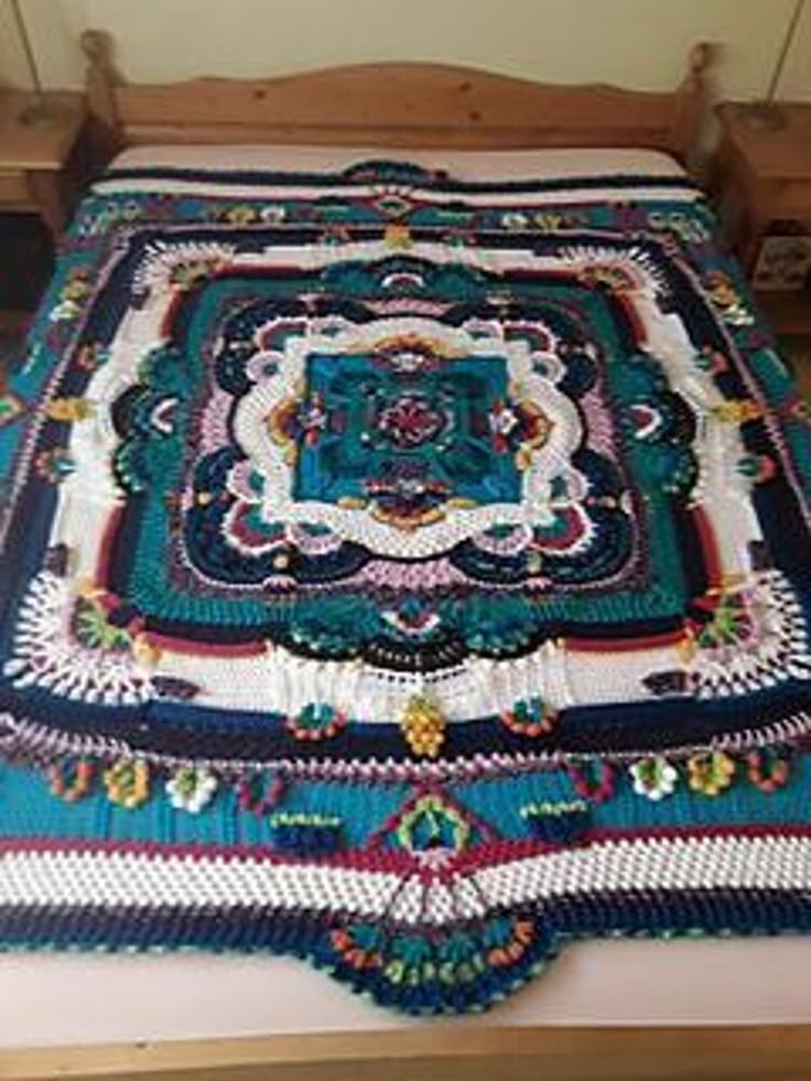 Karoo Vintage Throw Crochet pattern by The Floral Hook | Lov