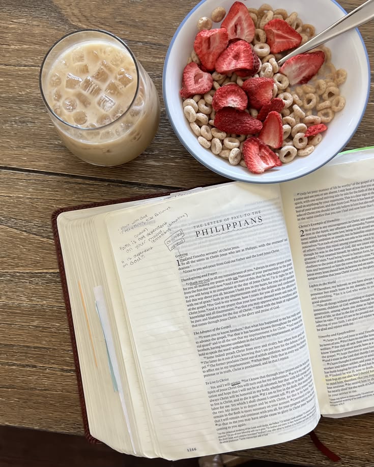 bible study, christian, strawberries, good morning #biblestu