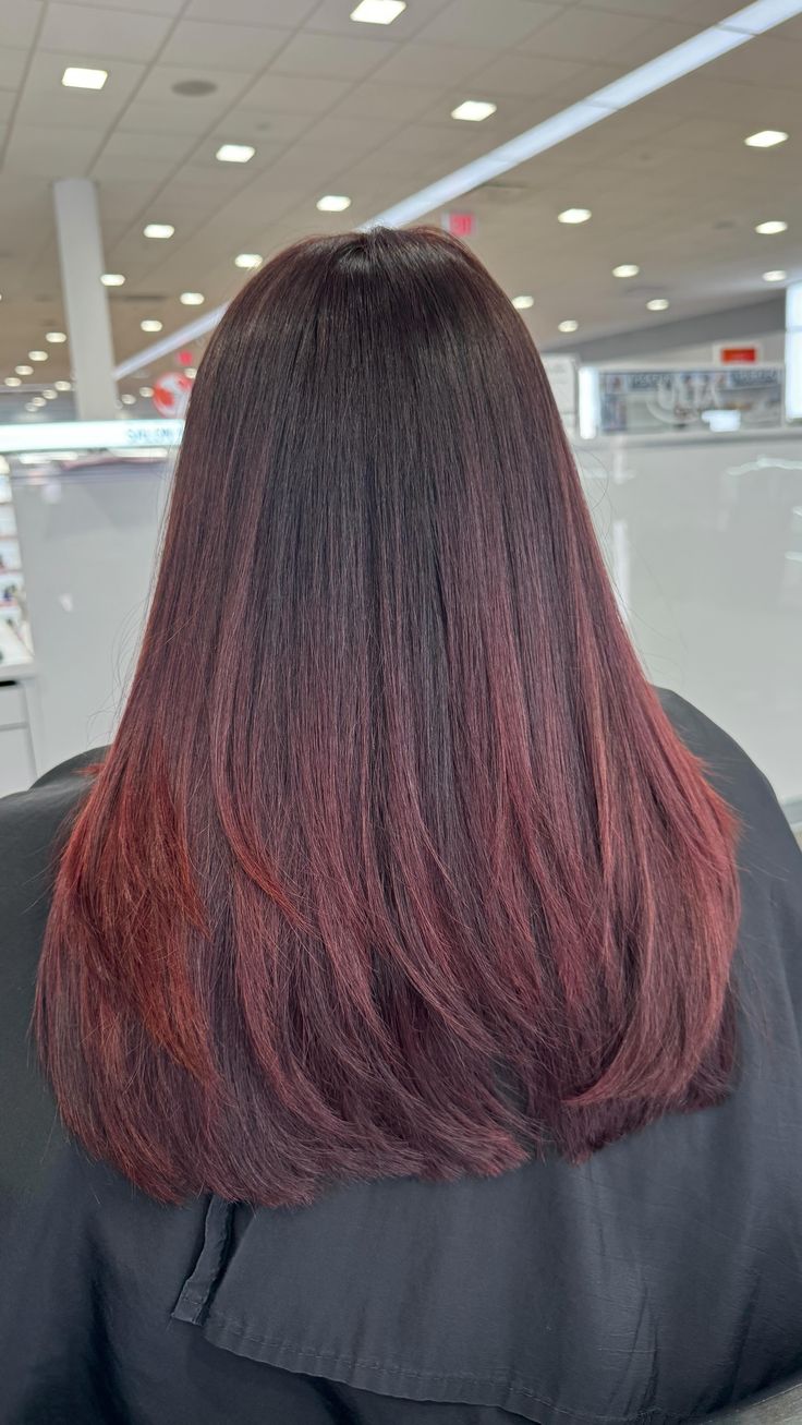 now booking 🥰 • • • • #yumahairstylist #arizonahairstylist #