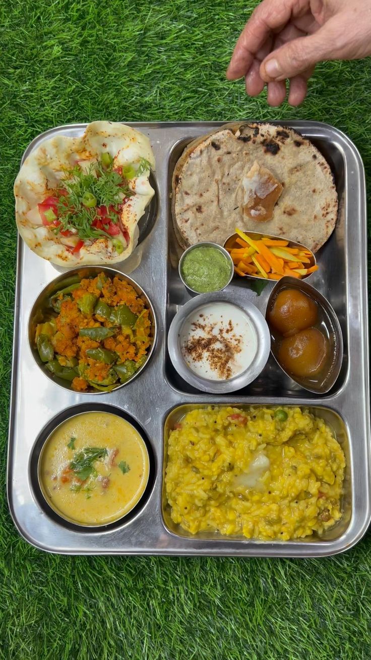 Hello #pinterest 😋🥘👅😋 In Frame :- Aaj ki Thali 😊 Dun forget 
