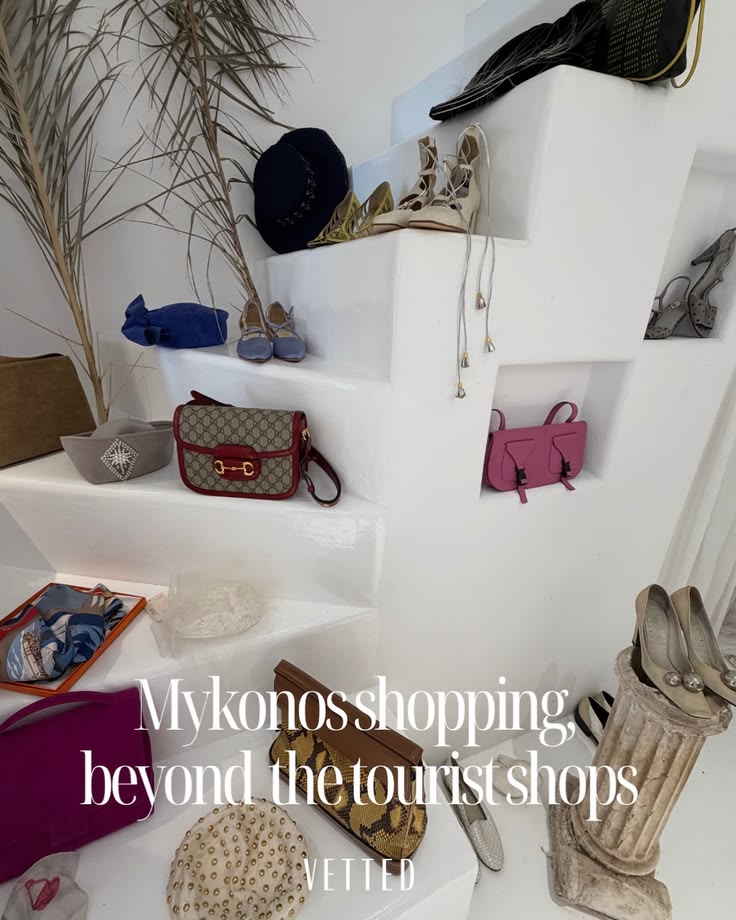 Yes, Mykonos has a LOT of tourist shops. 🇬🇷 But that doesn’t