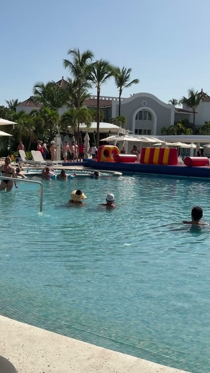Having an inflatable obstacle course as an activity at an al