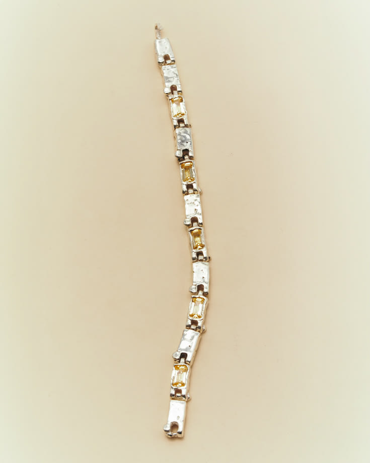 Lima, reversible recycled 925 sterling silver bracelet featu