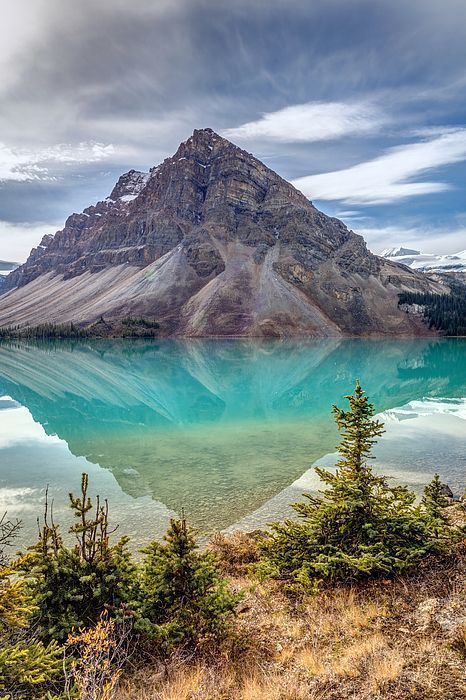 Bow Lake, Banff National Park, Alberta - Canada