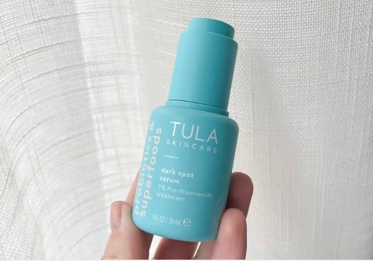 This serum exfoliates pores, brightens skin and treats dark 