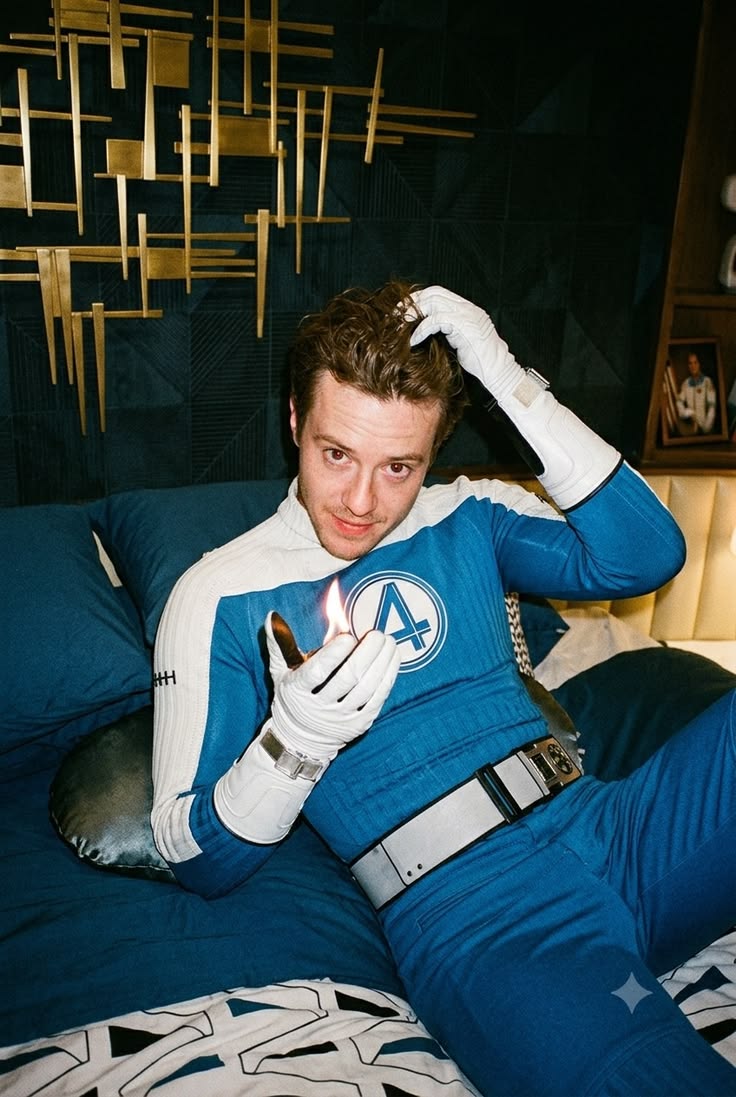 [AI] Joseph Quinn as Johnny Storm