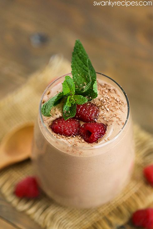 Recipe for chocolate mousse with shaved chocolate, mint, and