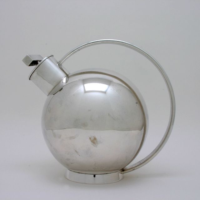 Marianne Brandt Cocktail Shaker – J. Lohmann Gallery