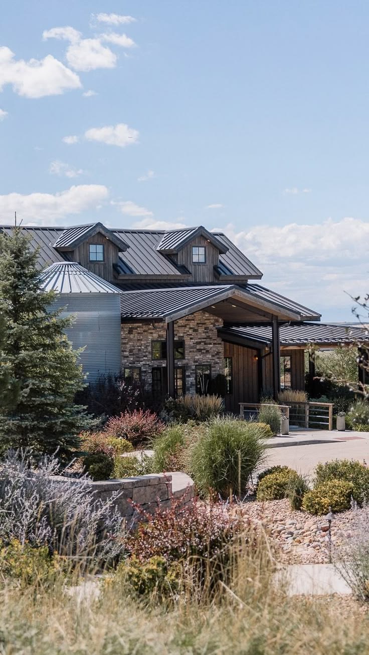 Located in Elisabeth, CO, Bonnie Blue’s Wedding & Event Cent