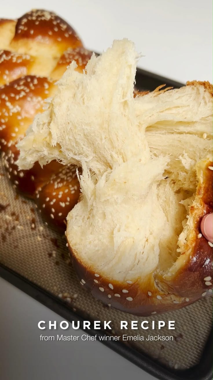 A sweet bread flavoured with mahlepi and citrus zest. Master