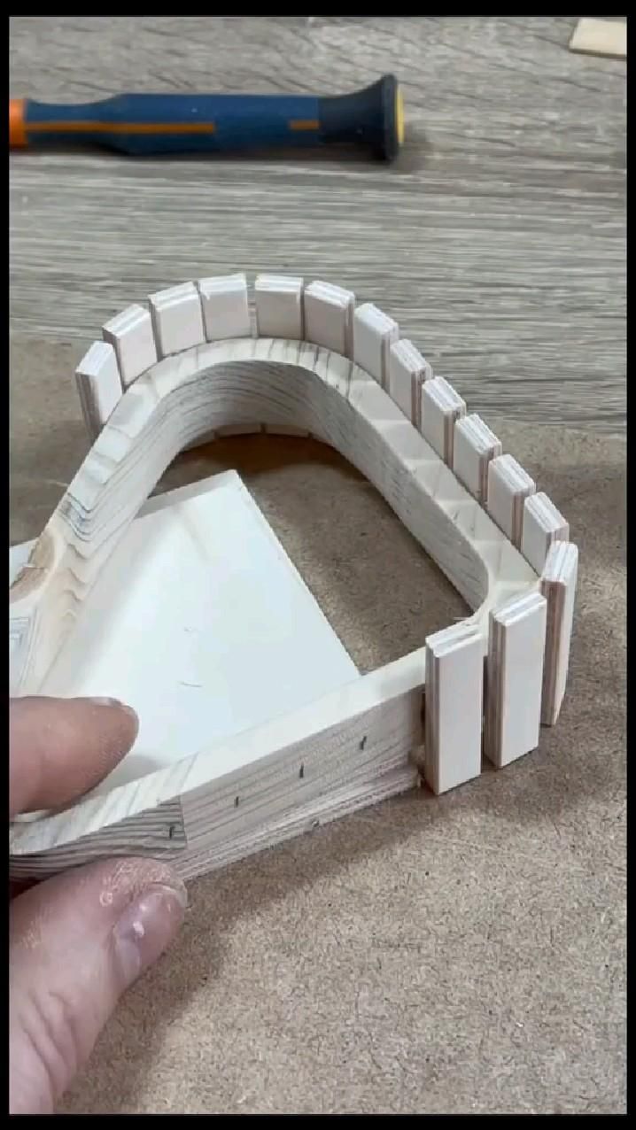 There are over 16,000 woodworking plans which you can downlo