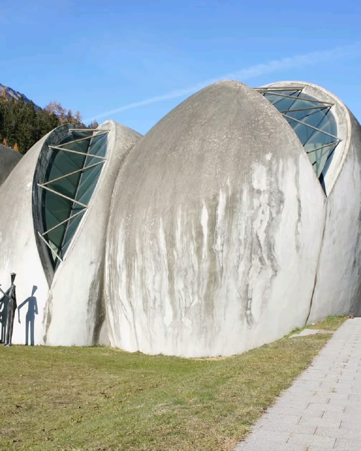 Die Kirche der Gemeinde Kolloquium III Nid dem Wald ist ein 