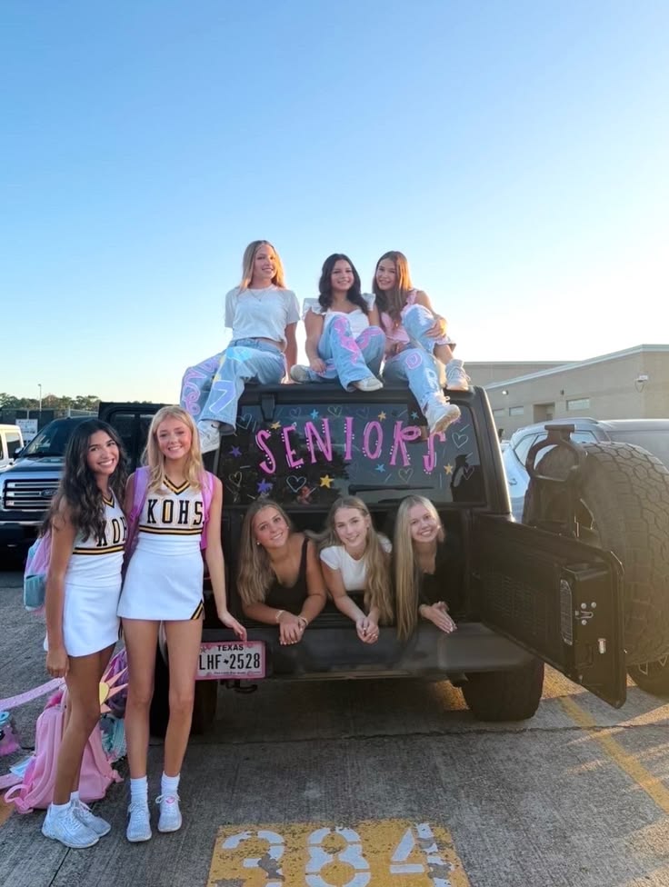 The last first day for the sweetest seniors!!!! 

So fun!!!!