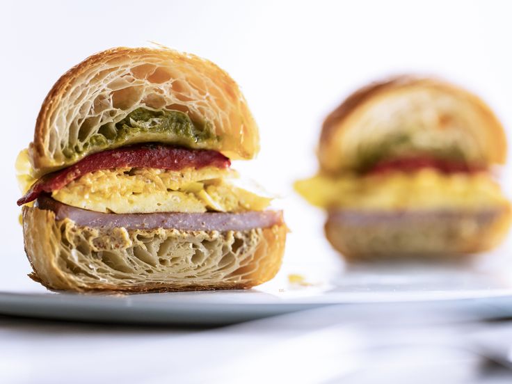 These sandwiches are designed to be kept in the freezer for 