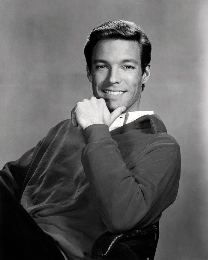 RICHARD CHAMBERLAIN