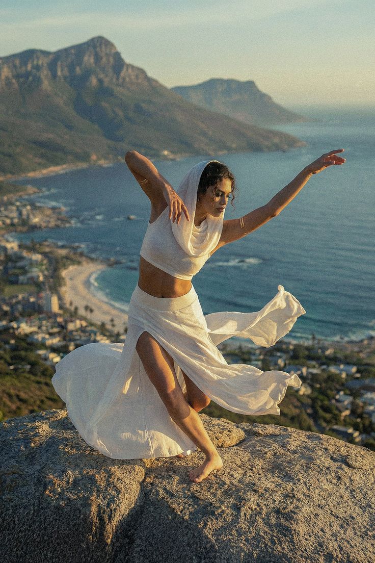 The ZHE Skirt in white is designed to move with freedom and 