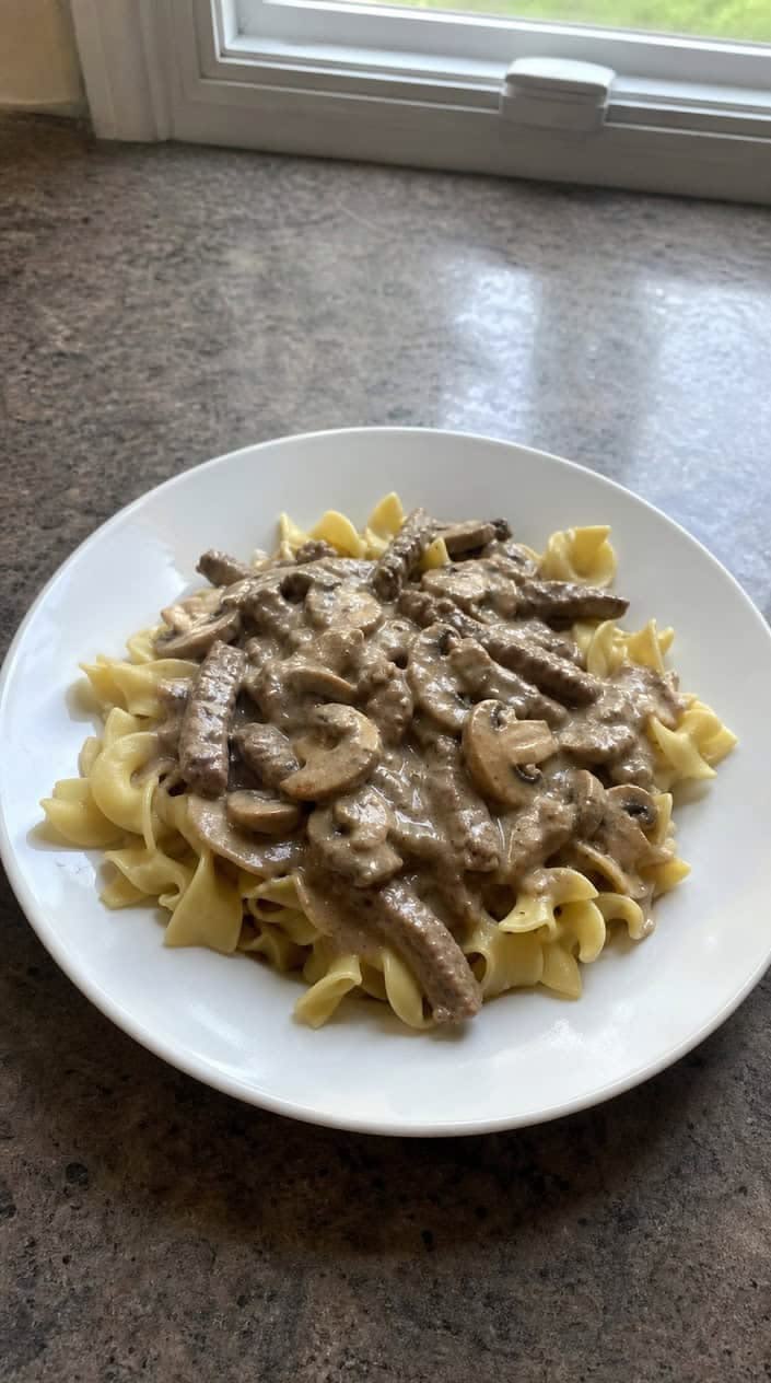 22 Slow Cooker Recipes I Come Back to on the Weeks Everythin