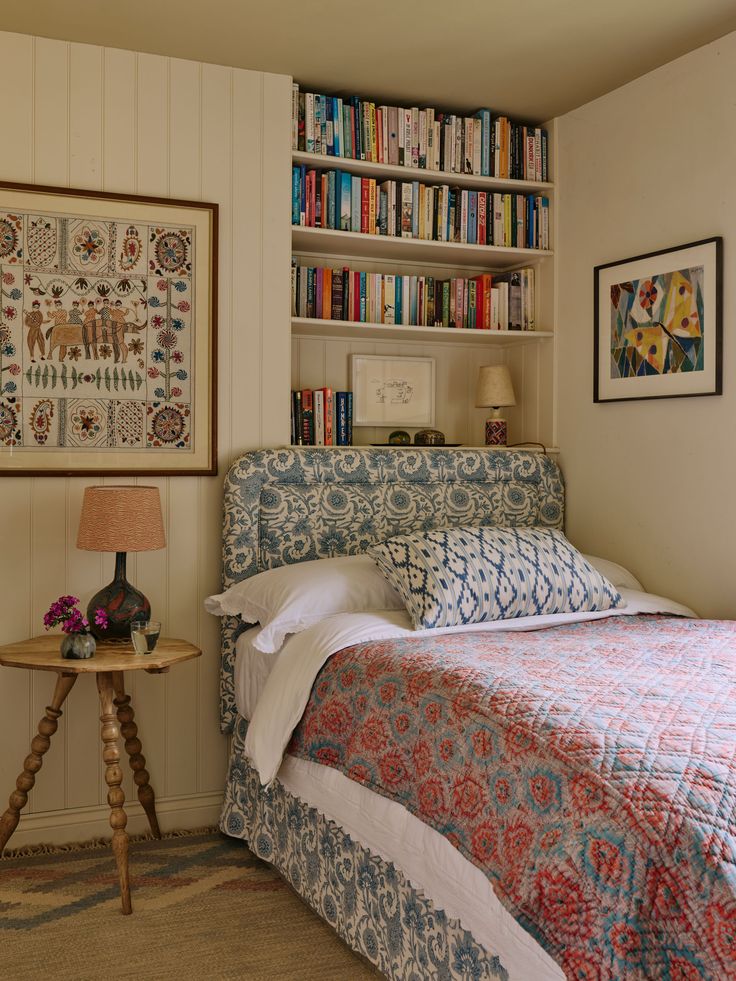 29 small cottage bedroom ideas for a wonderfully cosy feel |