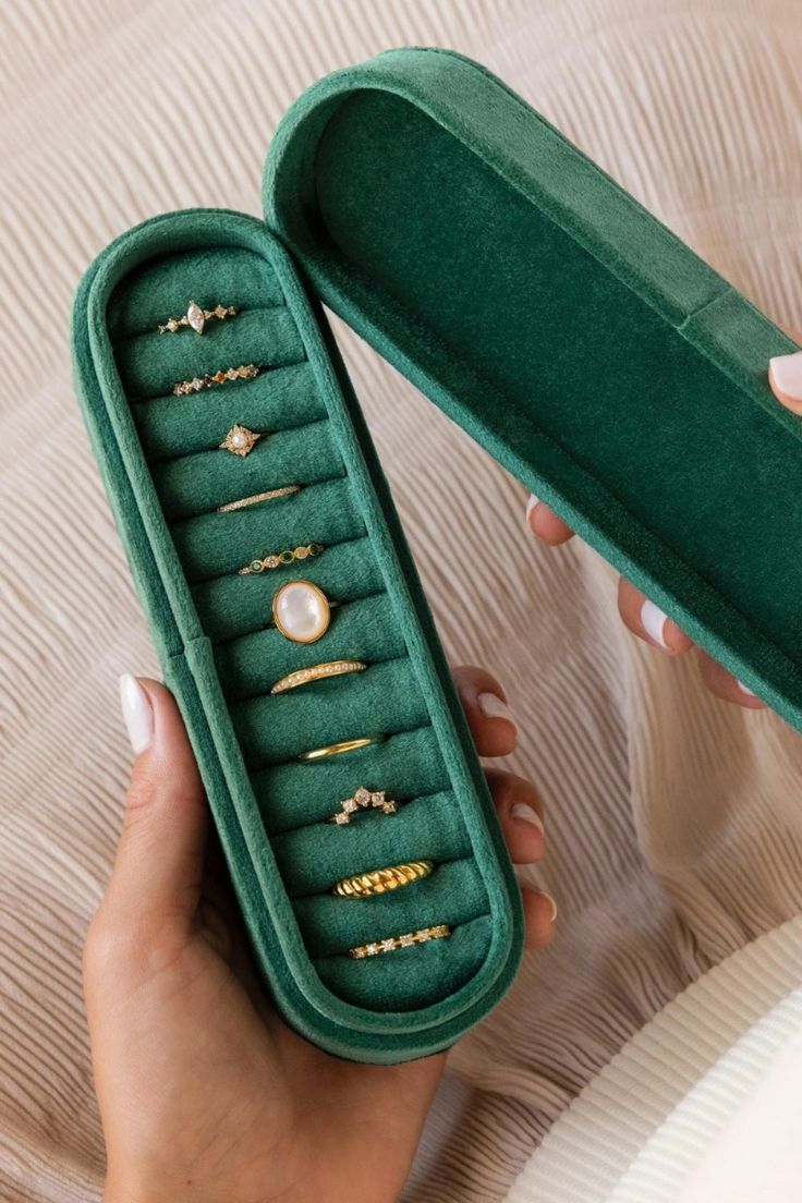 Elevate your jewelry presentation with our Slim Velvet Emera