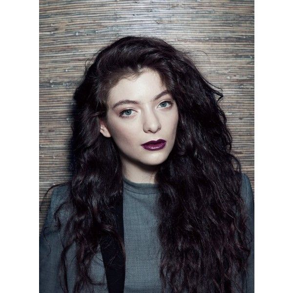 Lorde on Her New MAC Makeup Collaboration, Wearing Too Much 