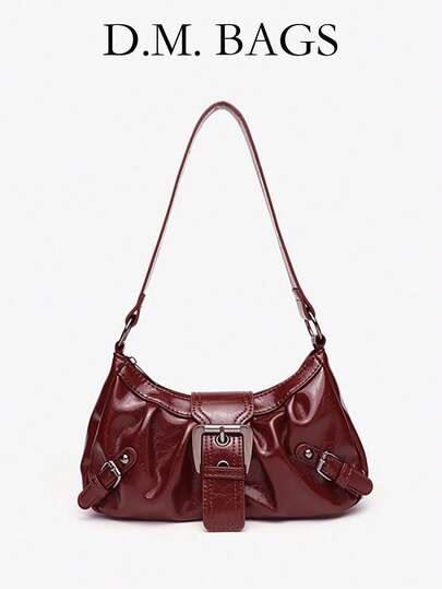 D.M.BAGS a red leather bag vintage good nice and perfect for