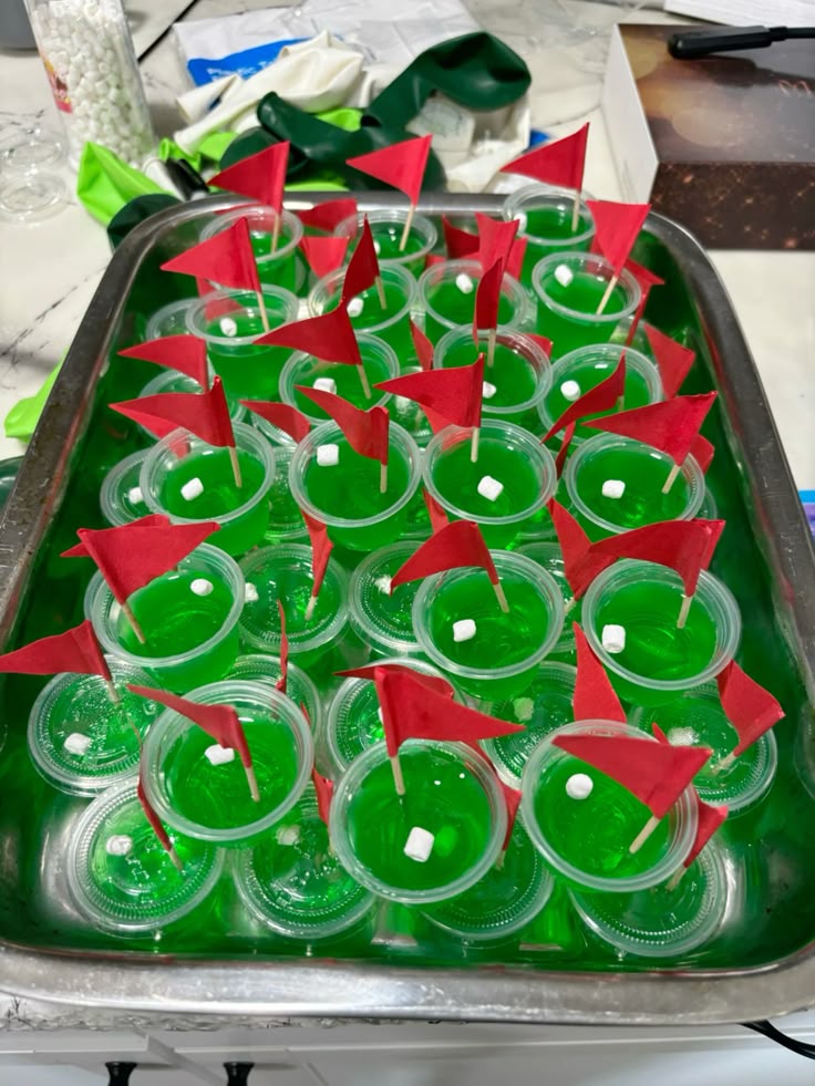 golf green jello shots for a themed party!