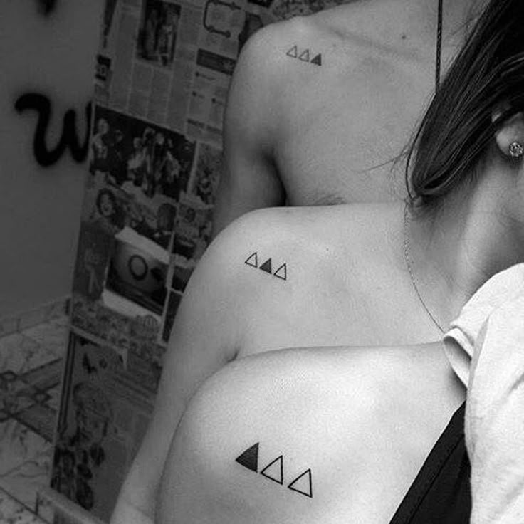 Tatouages complémentaires soeurs                            