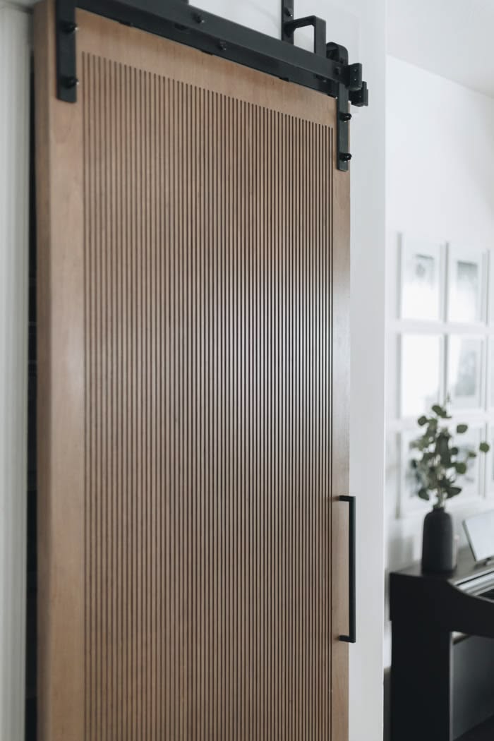 modern farmhouse barn doors