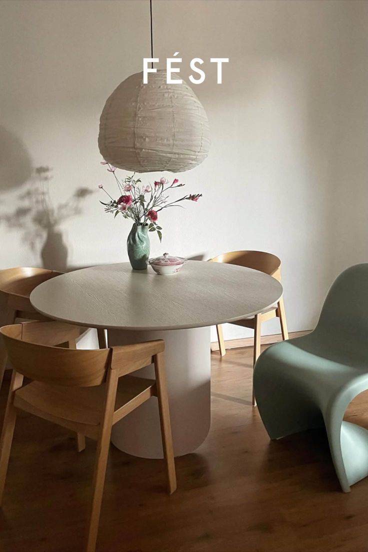 Styled by Dutch interior creator @lizanelias, the FEST Plate