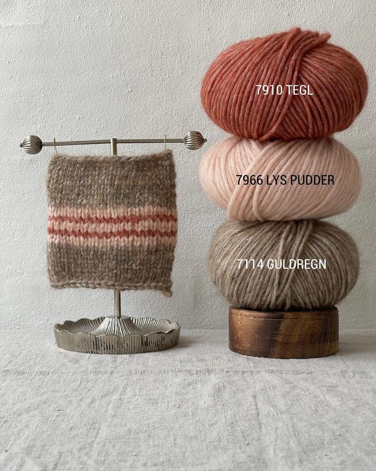 KARLA SWEATER COLOR INSPIRATION IN Snefnug ❄️  Swipe to see 
