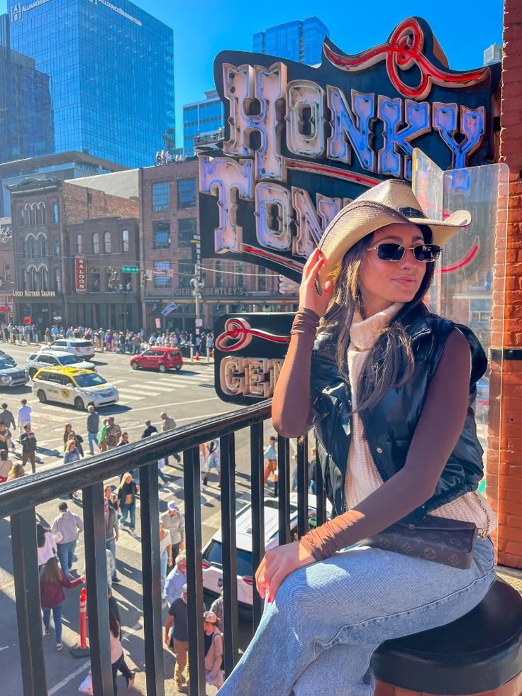Nashville necessity: a cowgirl hat