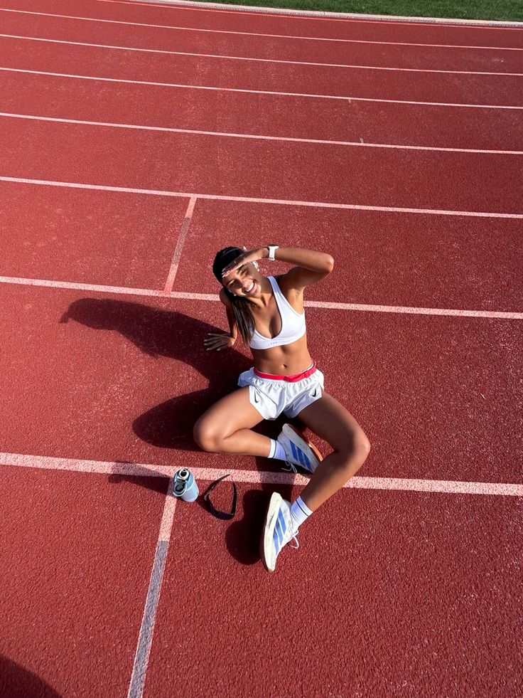 Running outfit on track!