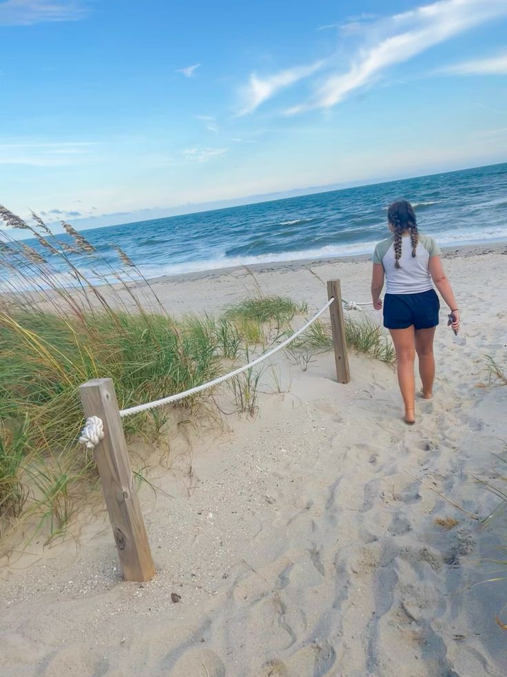 beach | beachoutfit | beachvibes | vacation pictures | summe
