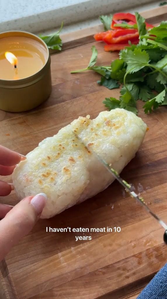 Try making @healthygirlkitchen's Crispy Rice Rolls at home f