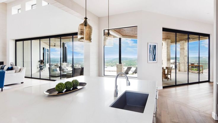 See how this Texas home added glass walls to complete their 