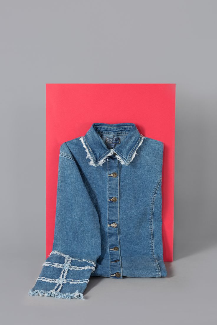 Distressed denim collar and sleeve in View Two Magazine // I