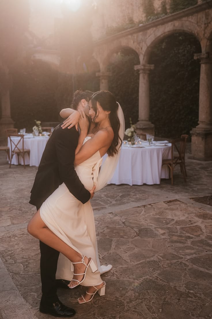 Dreamy Mallorca Wedding Inspiration 🌿💍

A stunning celebrati