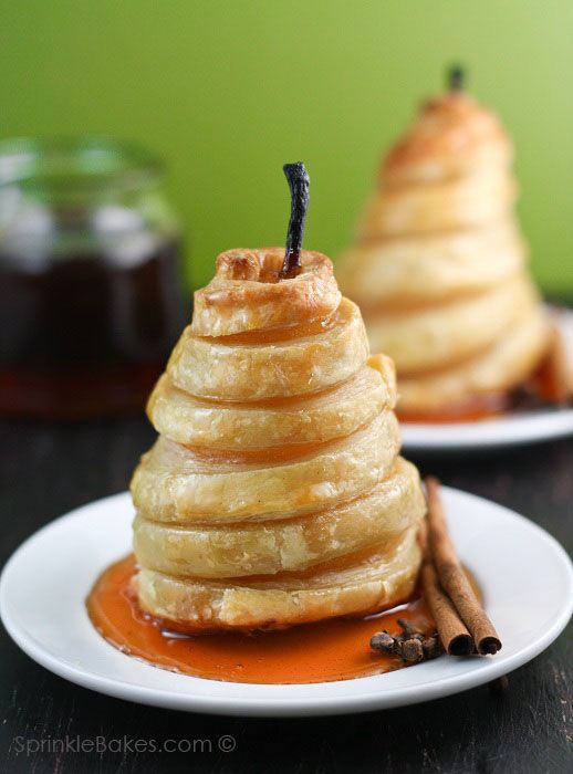 Honeyed Pears in Puff Pastryy