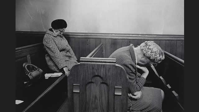 Only in England: Photographs by Tony Ray-Jones and Martin Pa