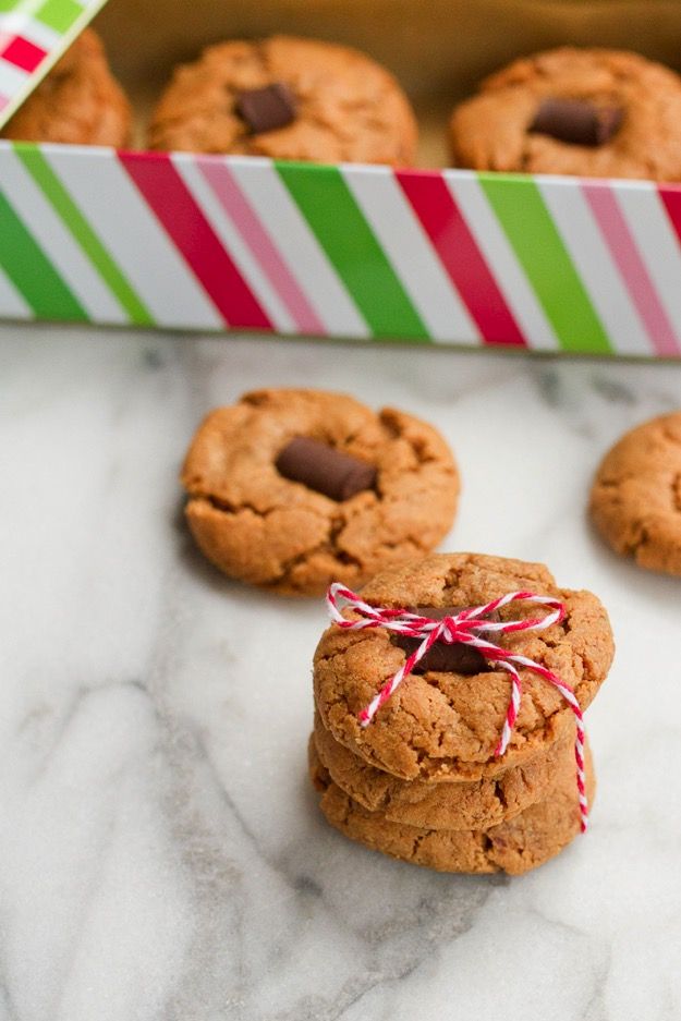 Flourless Vegan Peanut Butter Blossoms