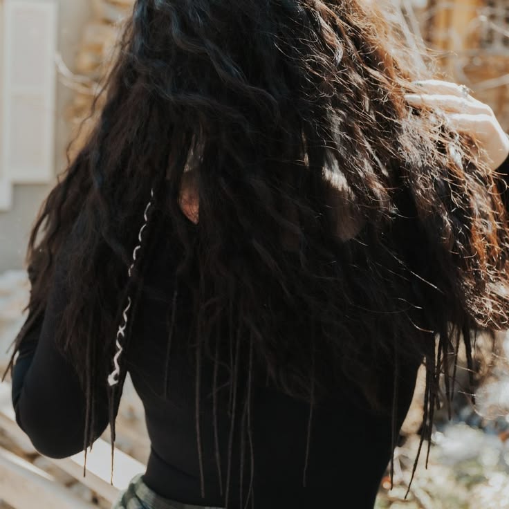 Love the look of our synthetic dreadlock extensions but aren