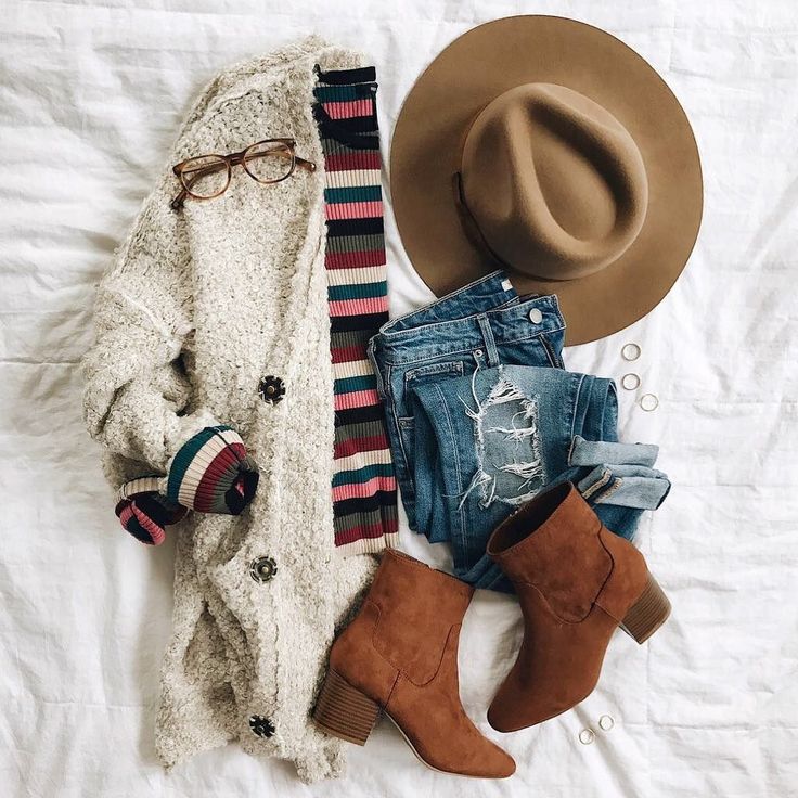 light fall layer werk 🍂❤ @livvylandblog (shop link in bio)
