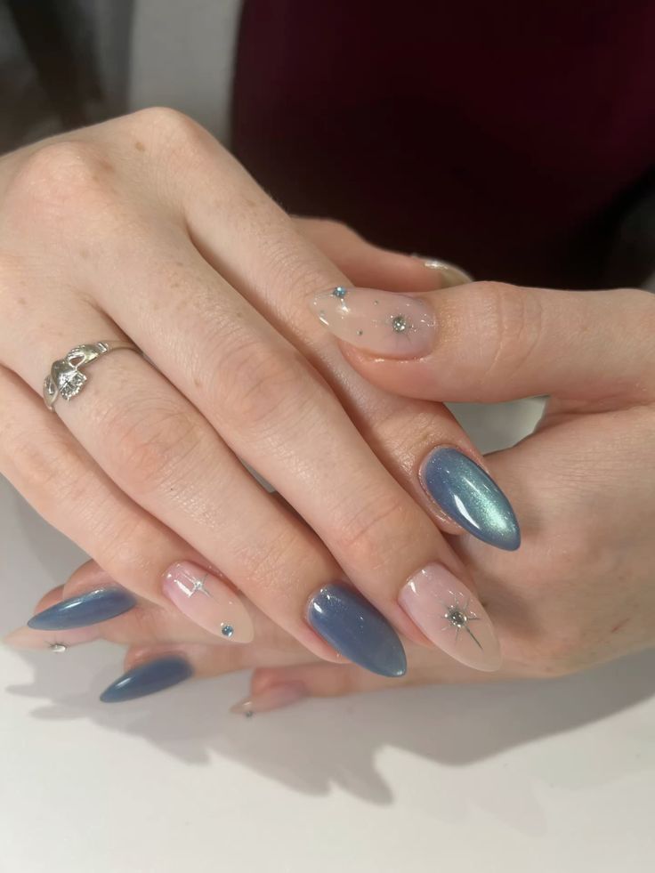 blue cateye star nails