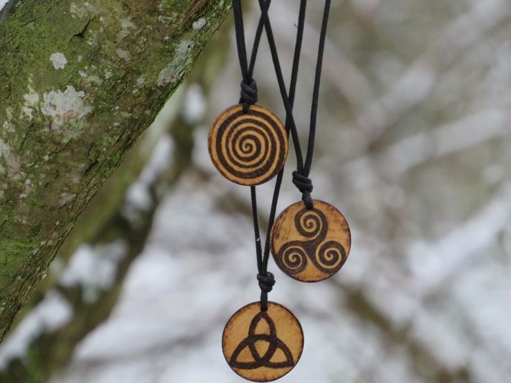 Celtic Symbols Necklaces | Handmade wooden necklace with adj